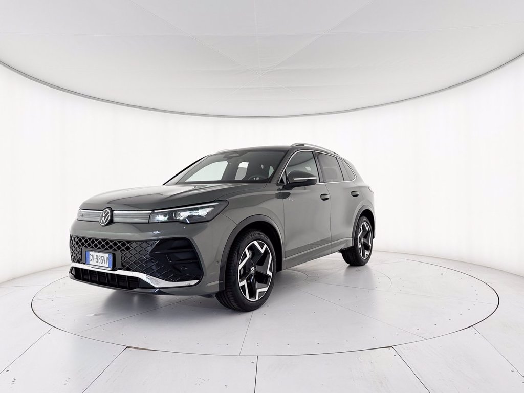 VOLKSWAGEN Tiguan 2.0 tdi r-line 150cv dsg