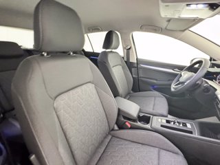 VOLKSWAGEN Golf 1.5 tsi ehybrid life 204cv dsg